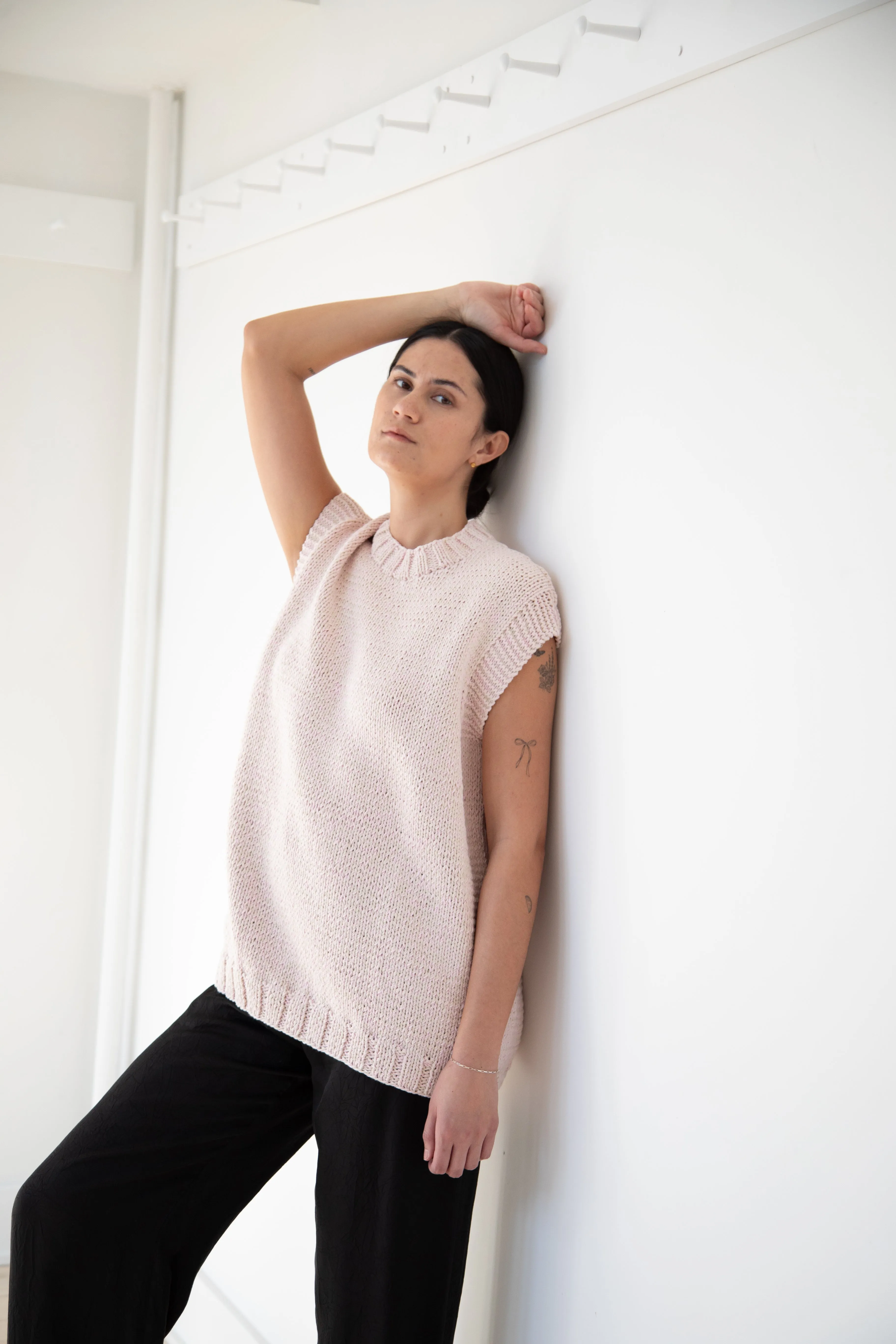 Casey Casey | Sleeveless Sweater in Pink