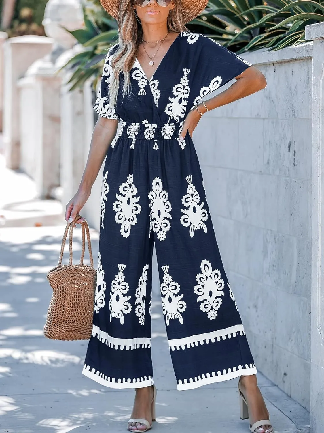 CUPSHE Women Paisley Summer Jumpsuits Beach Vacation V Neck Short Sleeve Smocked High Waist Wid Leg Jumpsuit with Pockets