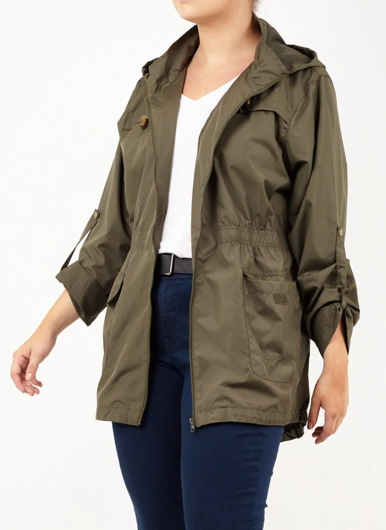 LIGHTWEIGHT ROLL UP SLEEVE HOODED MAC
