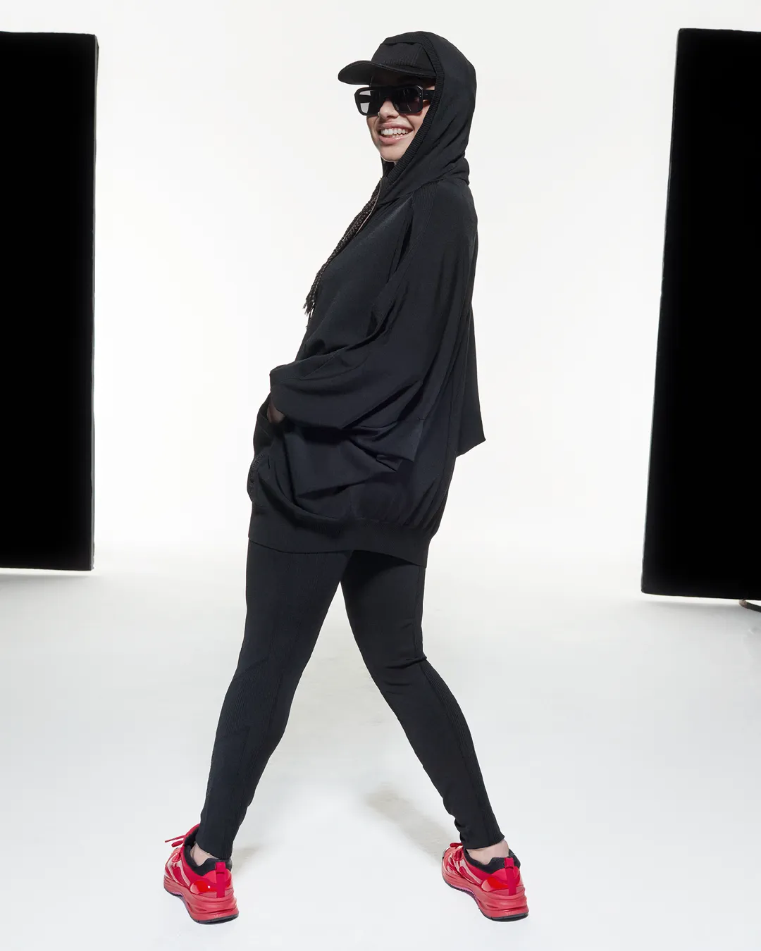 PRIME-LAYER HOODIE - BLACK